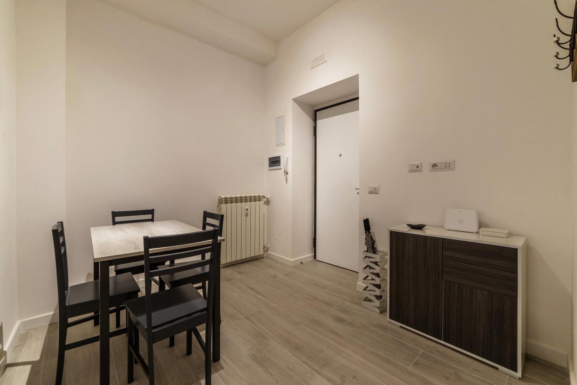 Terme Di Traiano Apartment - 10 Min Dal Colosseo Roma Dış mekan fotoğraf